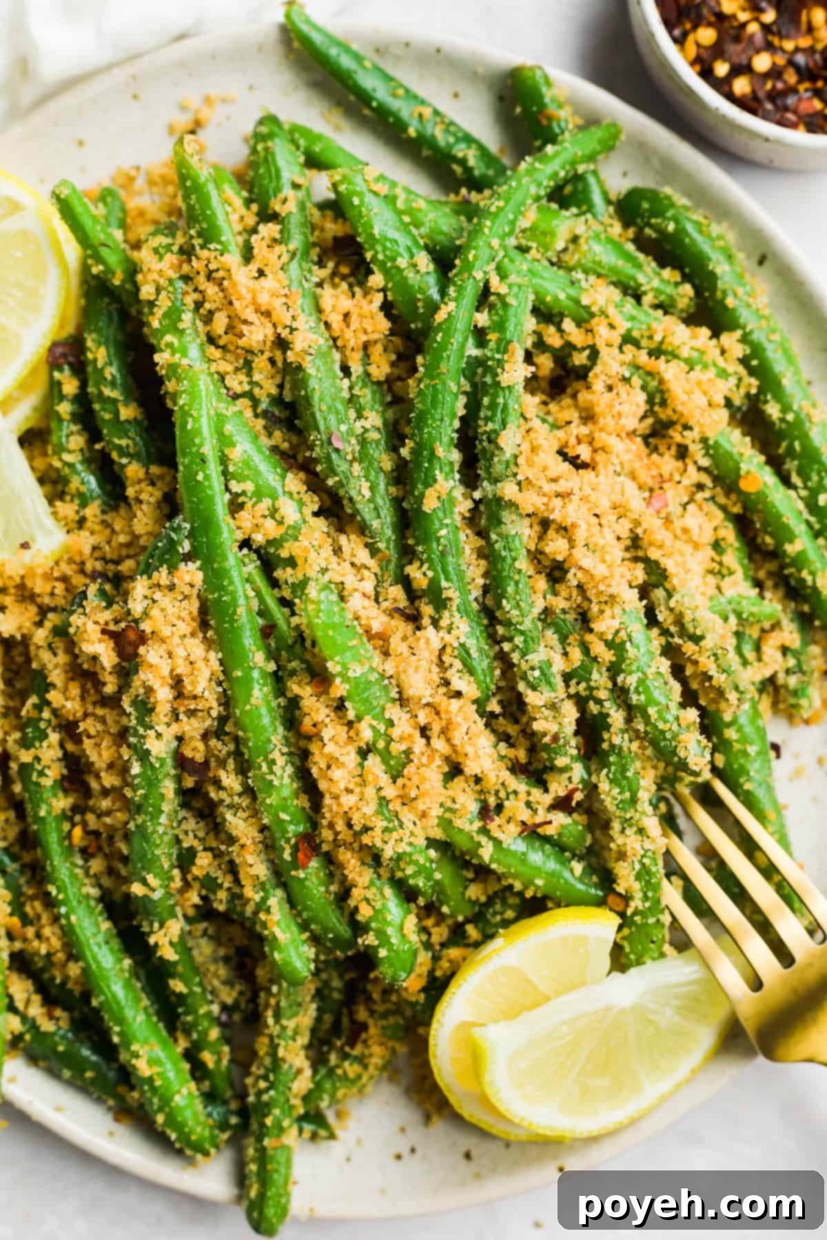 Garlicky Italian Green Beans 1 featured 11657