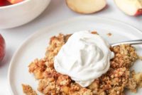 Cozy Vegan Apple Crumble